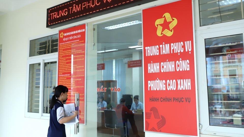 cac_trung_tam_phuc_vu_hanh_chinh_cong_xa_moi_da_di_vao_van_hanh_thu_nghiem_tiep_nhan_va_giai_quyet_thcc_phi_dia_gioi_hanh_chinh.jpg
