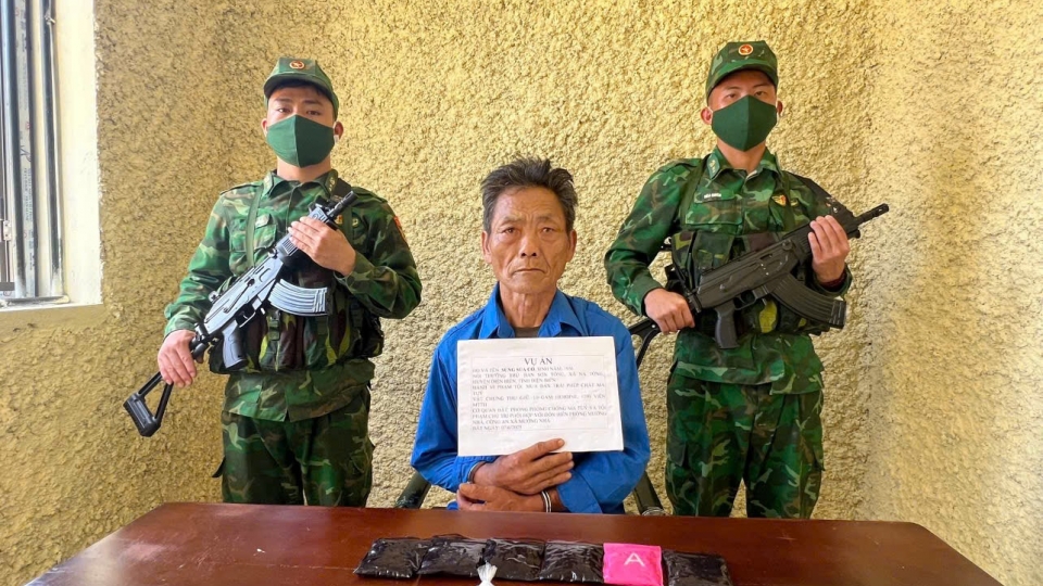 doi_tuong_u70.jpg