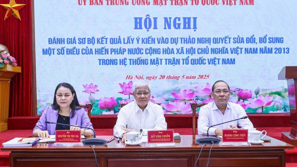mat-tram-to-quoc-bao-cao-gop-y-hien-phap.jpg