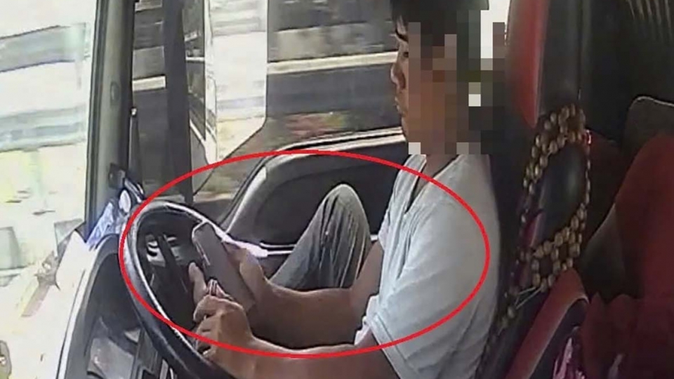r1.jpg