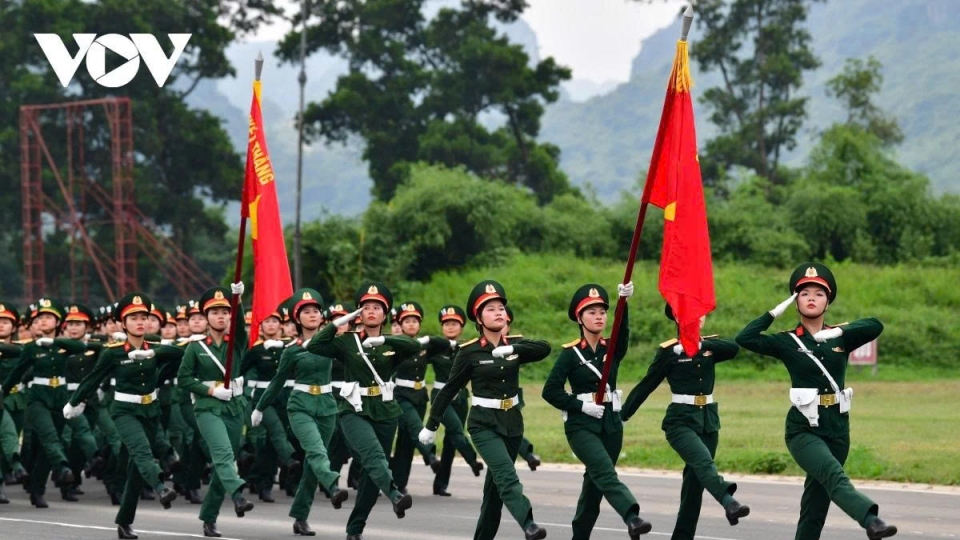 Parade units begin first rehearsal for 80th National Day celebration