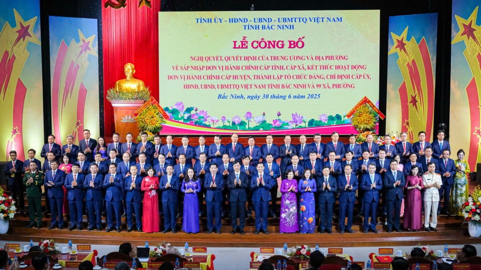 Công bố quyết định thành lập tỉnh Bắc Ninh mới và 99 xã, phường trực thuộc