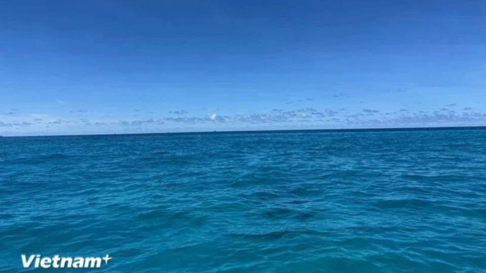 sea.jpg