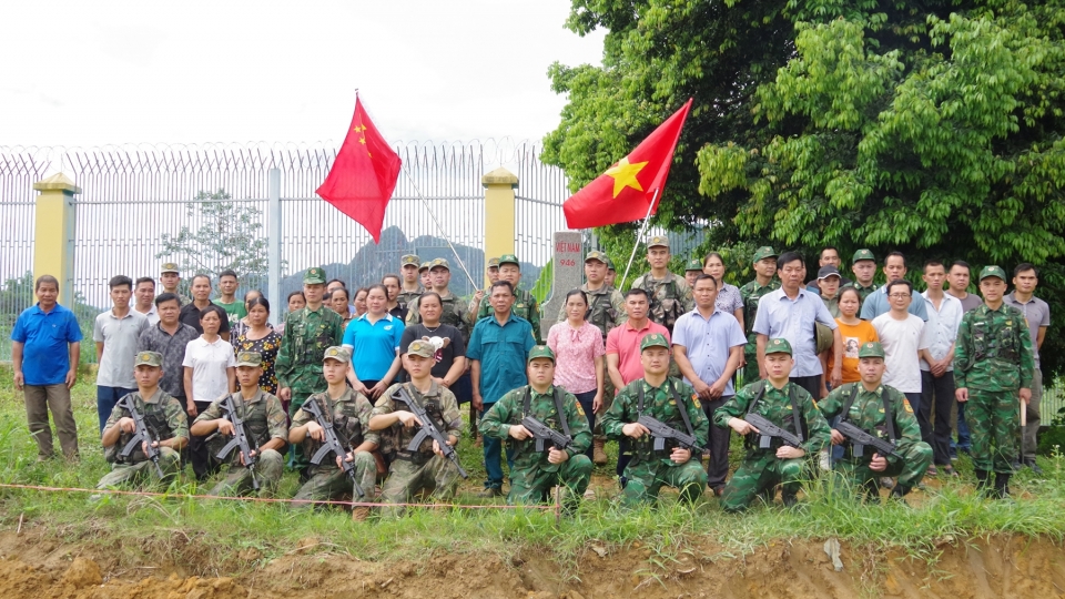 tuan_tra_viet_trung.jpg