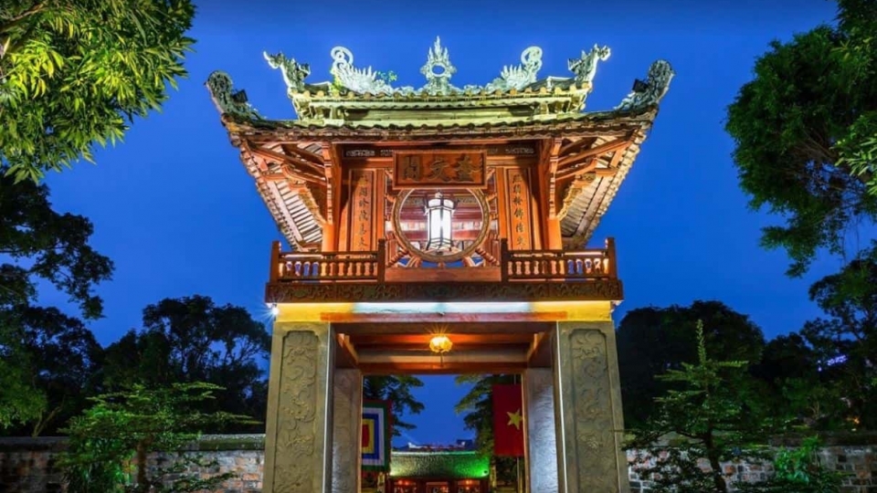 van-mieu-quoc-tu-giam-1.jpg