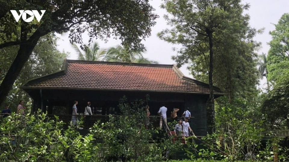 visitors at President Ho Chi Minh Memorial Site in Udon Thani, Thailand.jpg
