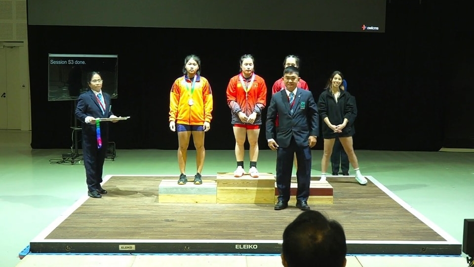 First two golds for Vietnam at SEA weightlifting championships