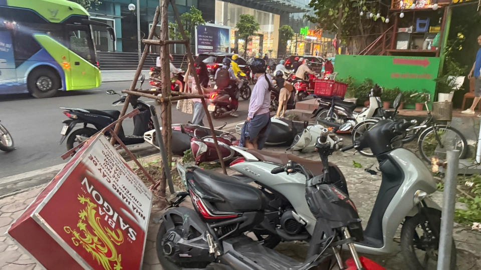 1c490b4dcbe57dbb24f4.jpg