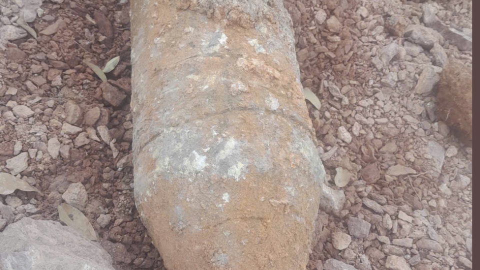 Phát hiện quả bom nặng hơn 100 kg trong vườn nhà ở Bắc Ninh