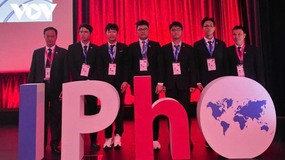 All Vietnamese students win medals at 2025 Int’l Physics Olympiad