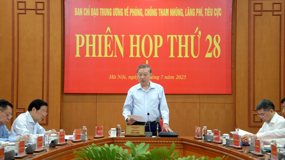 Party leader calls for expedited trial of serious corruption cases of public concern.jpg