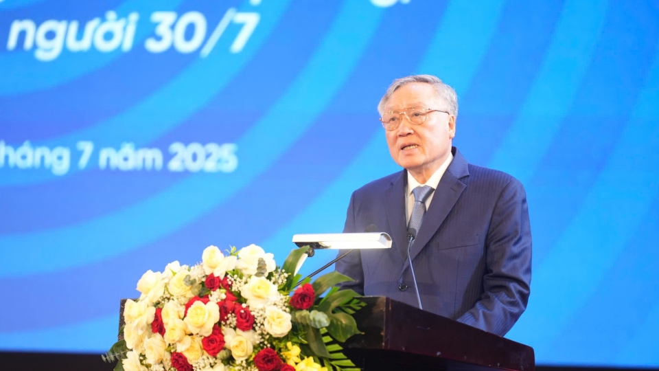 Phó Thủ thướng phát biểu tại lễ phát động.jpg