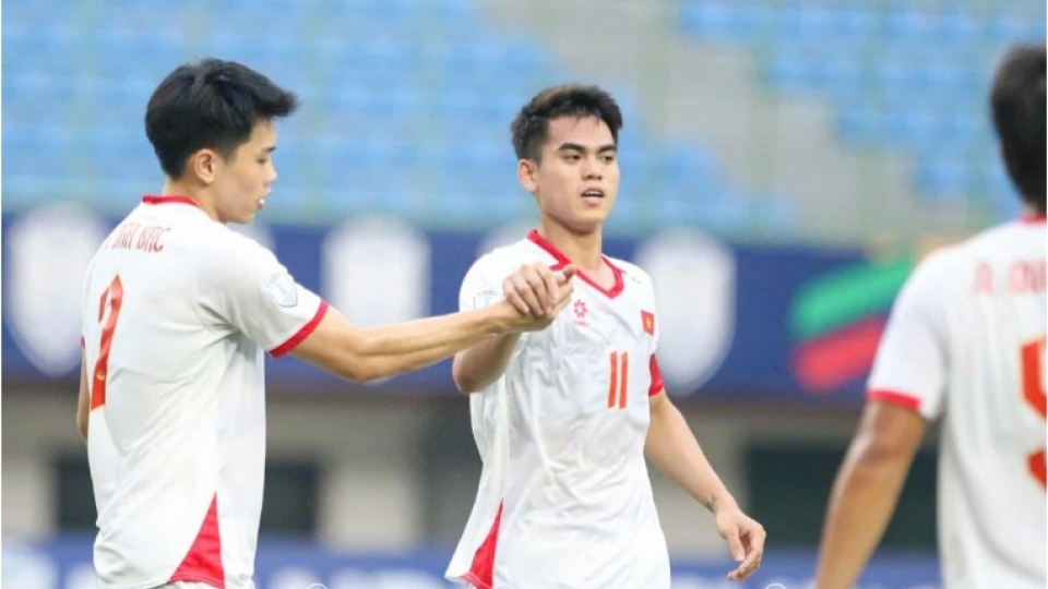 Strong start for U23 Vietnam with 3-0 triumph over Laos.jpg