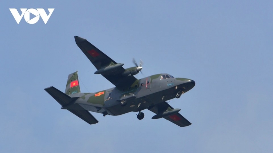Air Force Brigade 918 holds formation flying drill ahead of National Day