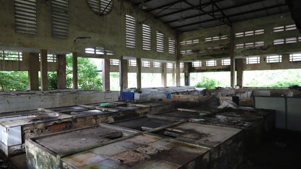 Chợ xây tiền tỷ rồi bị bỏ hoang ở TP.HCM, lãng phí không nhỏ