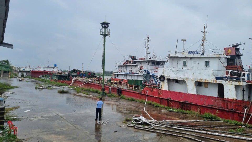 cảng diêm điền.jpg