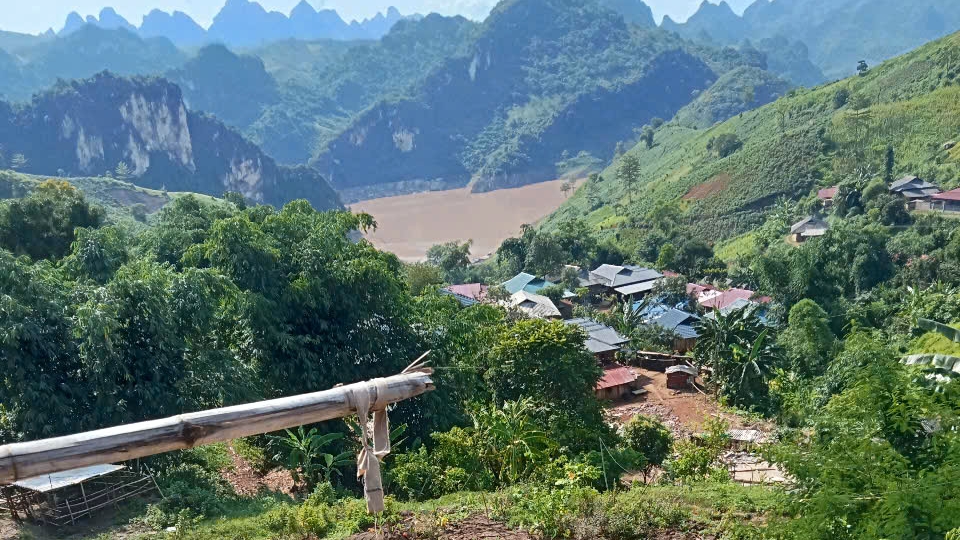 Ứng phó với bão số 3, Lai Châu khẩn trương di dời dân đến nơi an toàn