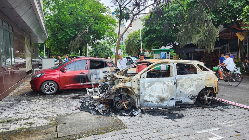 chay_xe_peugeot_15.jpg
