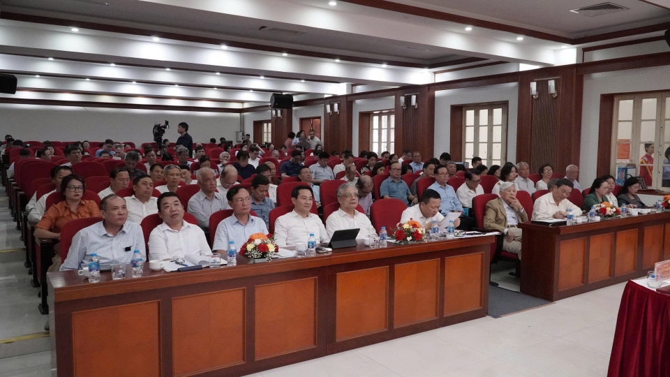 Lấy ý kiến góp ý Văn kiện Đại hội lần thứ XVIII Đảng bộ thành phố Hà Nội