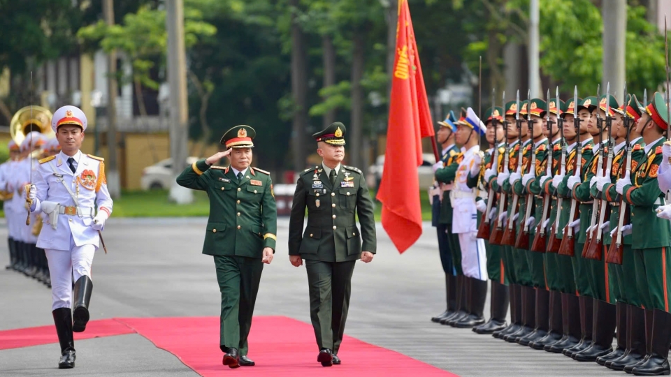 doan_tu_lenh_luc_luong_quoc_phong_thai_lan_tham_chinh_thuc_viet_nam_7.jpg
