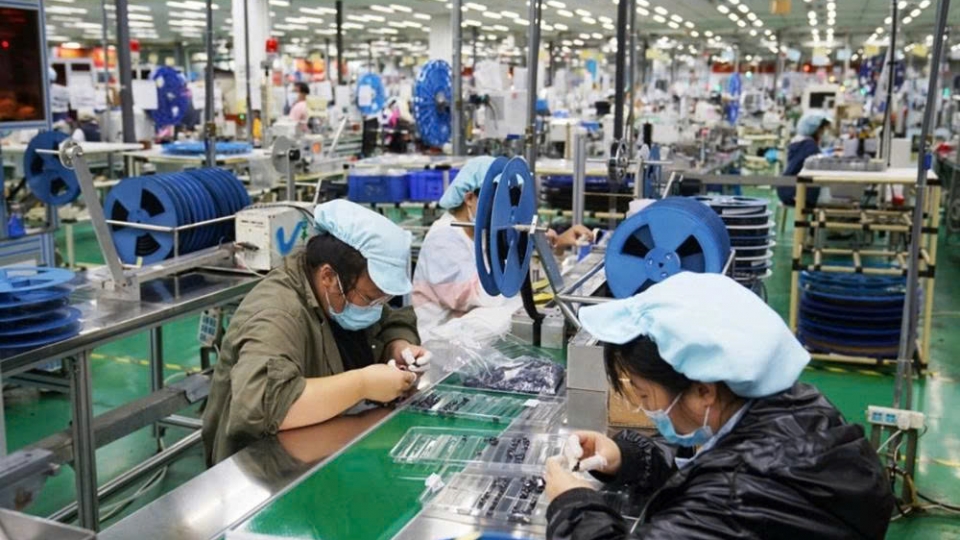 Vietnam becomes second largest smartphone supplier to US