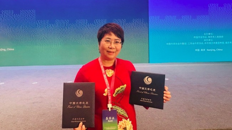 Vietnamese translator awarded “Friend of Chinese Literature” title