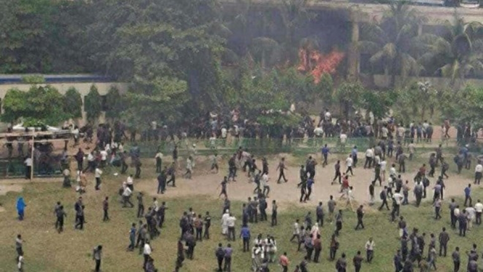 Bangladesh: Máy bay huấn luyện quân sự rơi, ít nhất 19 người tử nạn