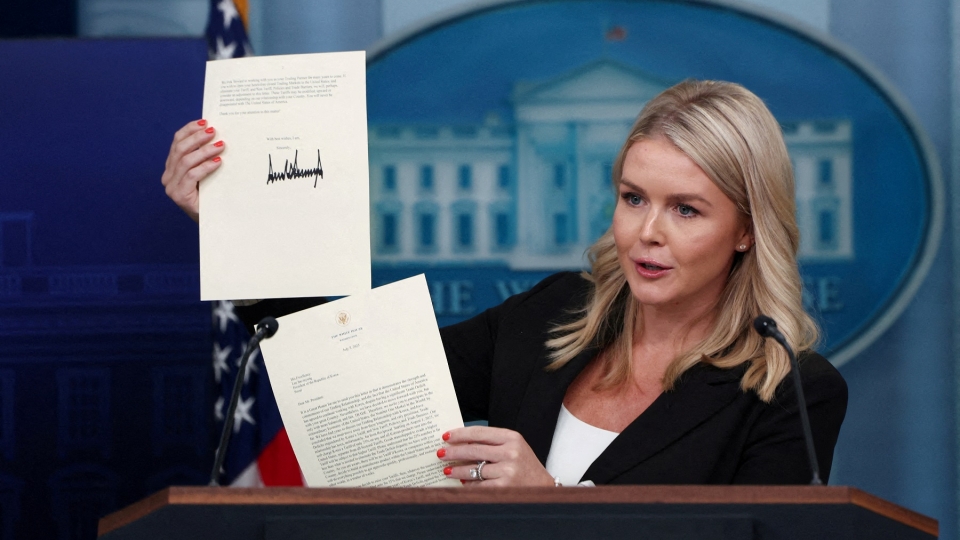 Tổng thống Trump công bố mức thuế quan mới với nhiều nước lên tới 40%