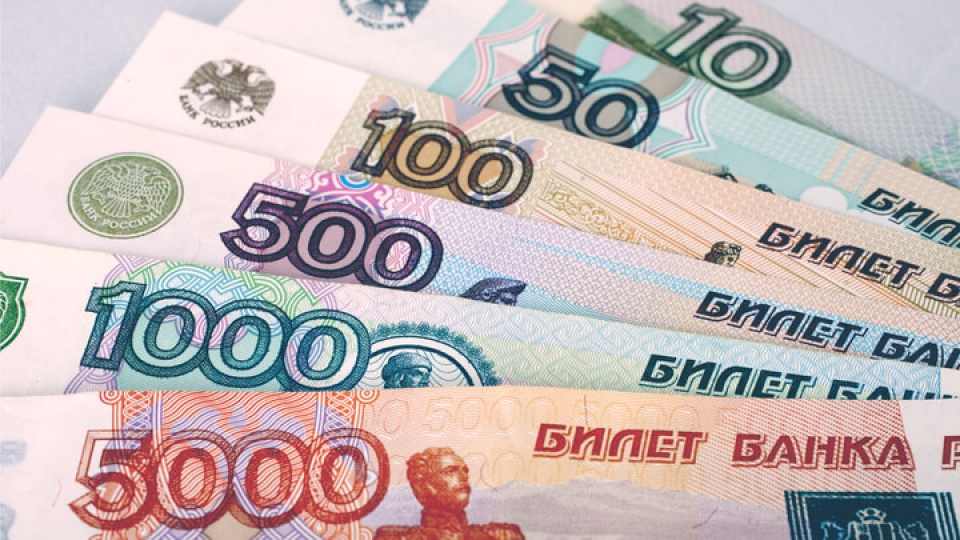 money-banks-russia-rubles-notes-1200.jpg