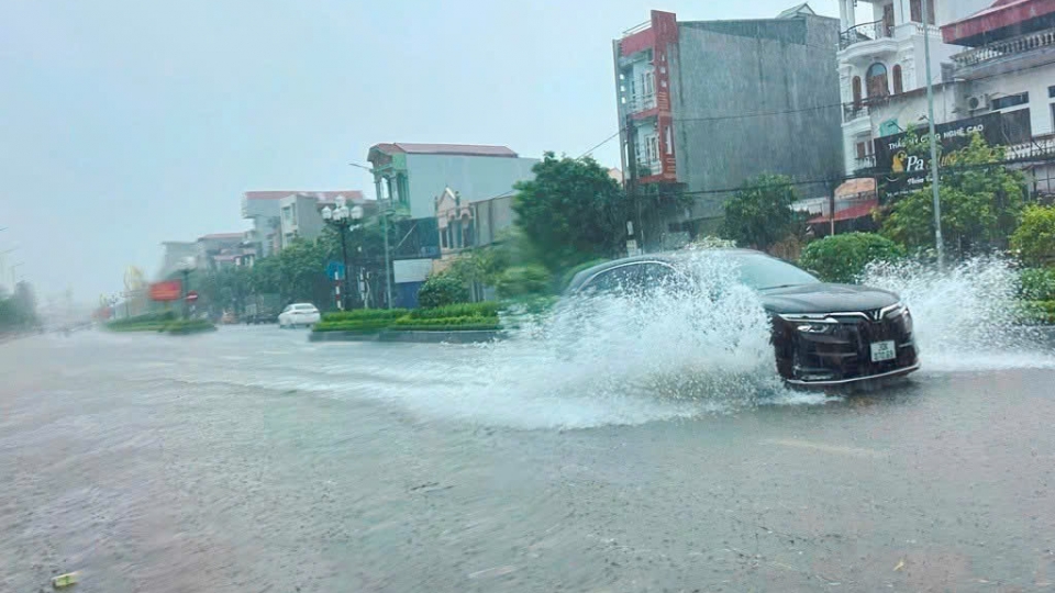 mưa hưng yên 2.jpg