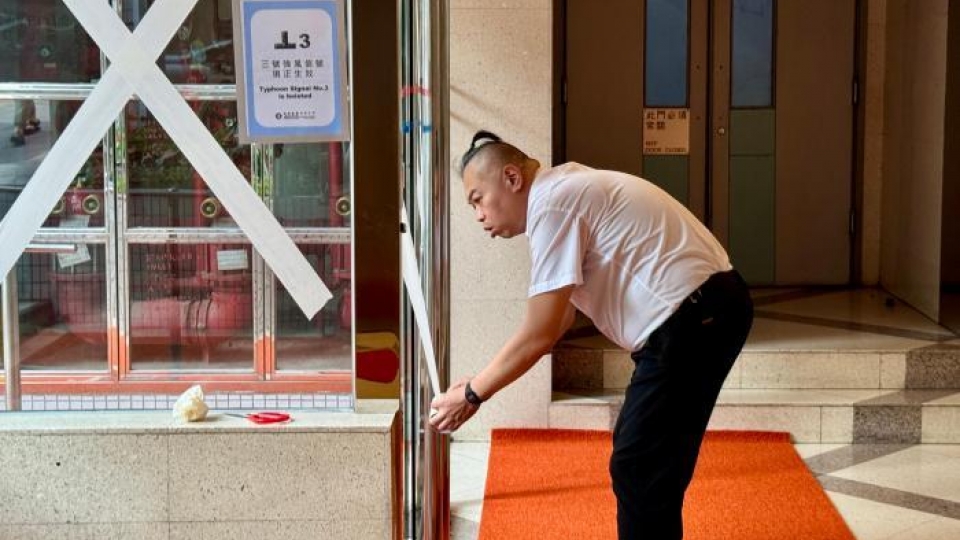 Trung Quốc nâng cảnh báo bão Wipha lên mức gần cao nhất