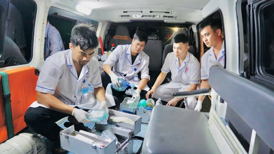 Bộ Y tế yêu cầu sẵn sàng ứng trực cấp cứu 24/24 khi bão Wipha đổ bộ