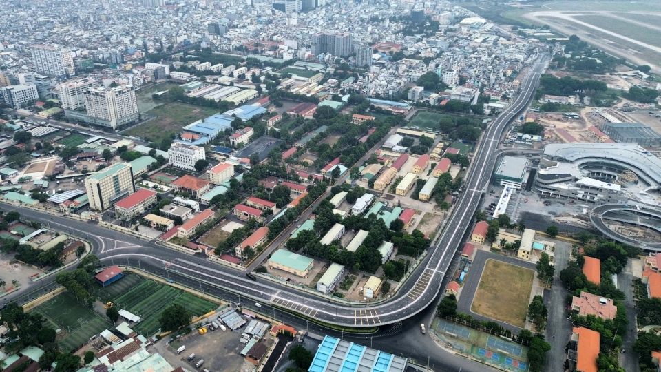 Loạt thay đổi về phân luồng giao thông ở cửa ngõ ga T3 Tân Sơn Nhất