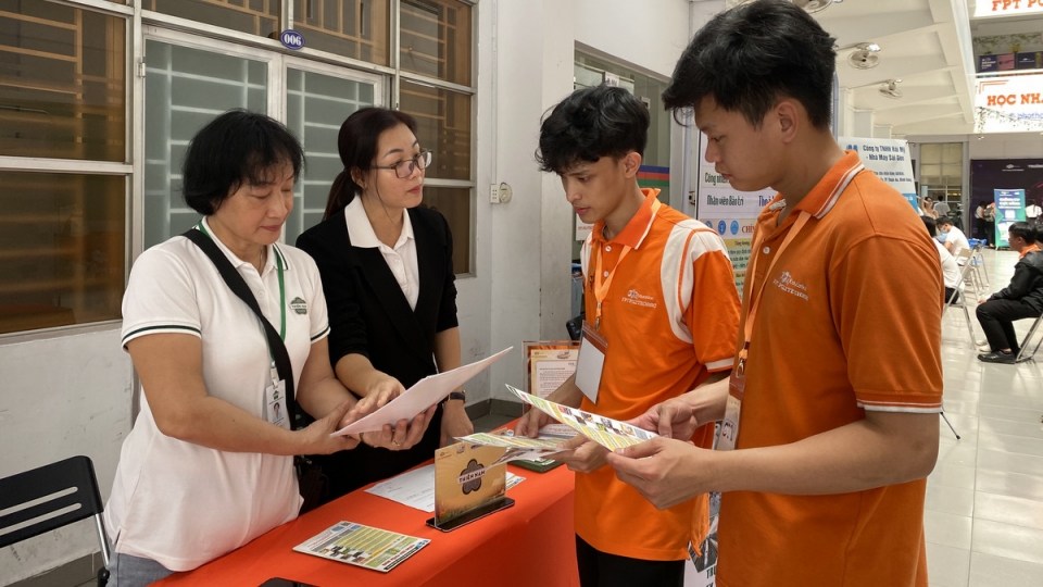 Hơn 9.000 người ở TP.HCM không còn cần hưởng trợ cấp thất nghiệp