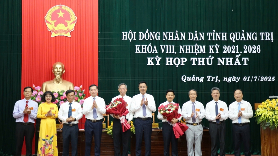 thuong_truc_hoi_dong_nhan_dan_va_truong_cac_ban_cua_hoi_dong_nhan_dan_tinh_quang_tri.jpg