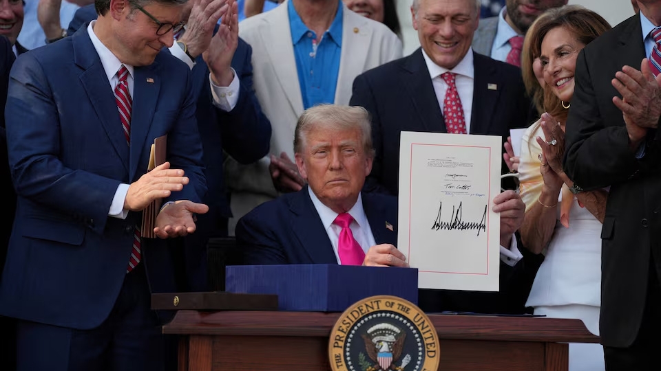 trump_ky_du_luat.jpg