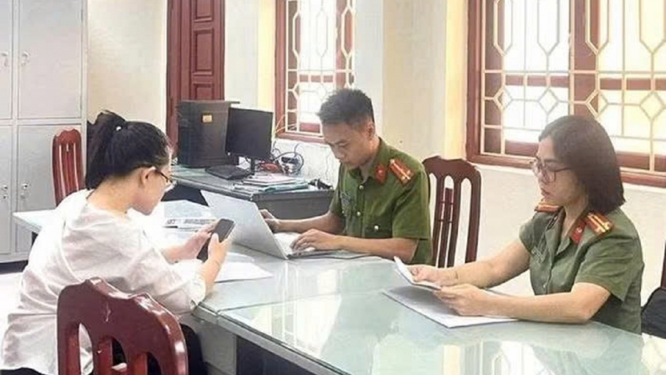Nữ sinh dùng 3 tài khoản mạng xã hội để xúc phạm người khác