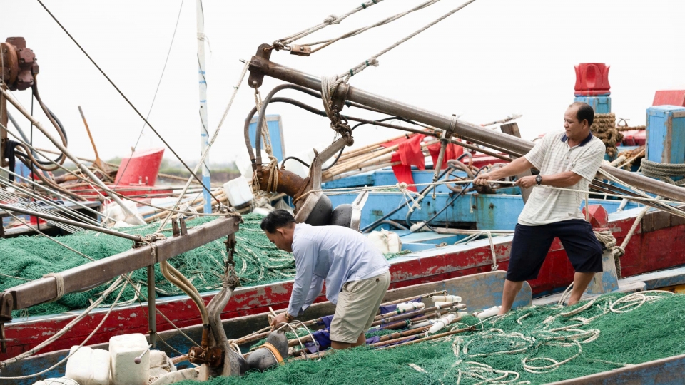 Ninh Bình đảm bảo an toàn cho tàu thuyền tại cửa khẩu cảng Hải Thịnh