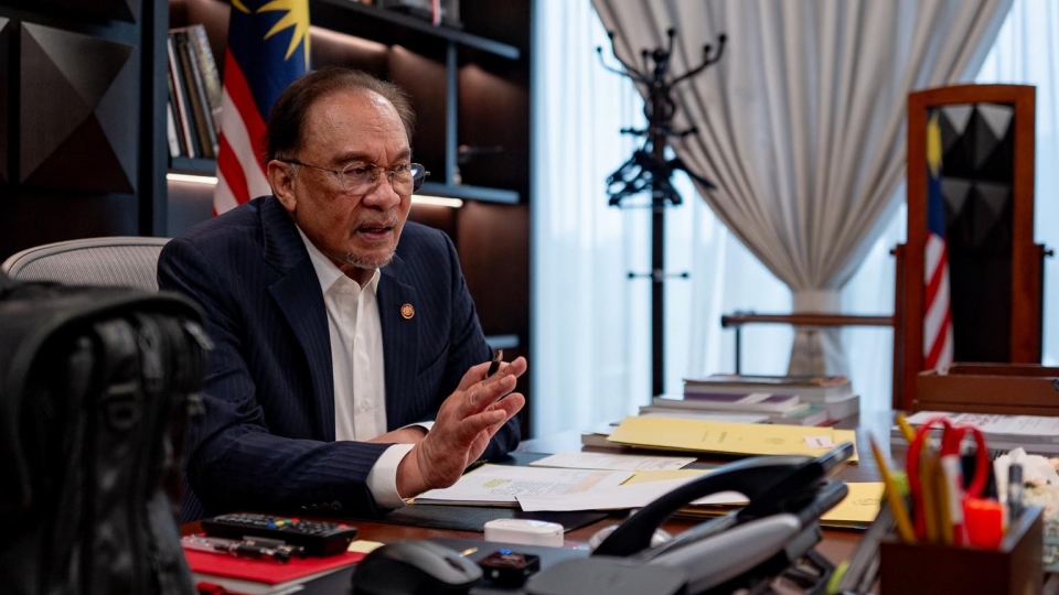 Ảnh Thủ tướng Malaysia điện đàm với Thủ tướng Campuchia Hun Manet - Nguồn Facebook Thủ tướng Malaysia.jpg