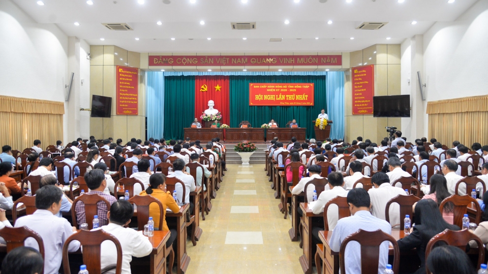 Hội nghị Ban chấp hành tỉnh ủy Đồng Tháp lần thứ I.jpg