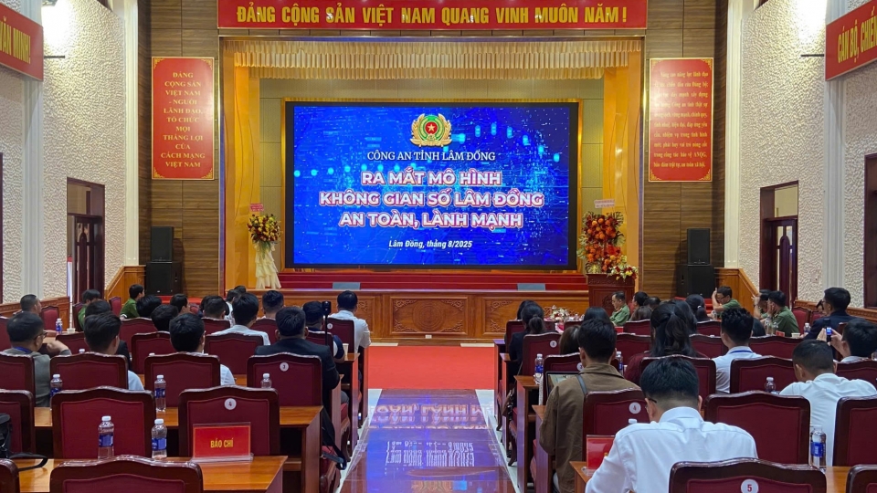 Lam Dong xay dung khong gian so an toan, lanh manh 4.jpg