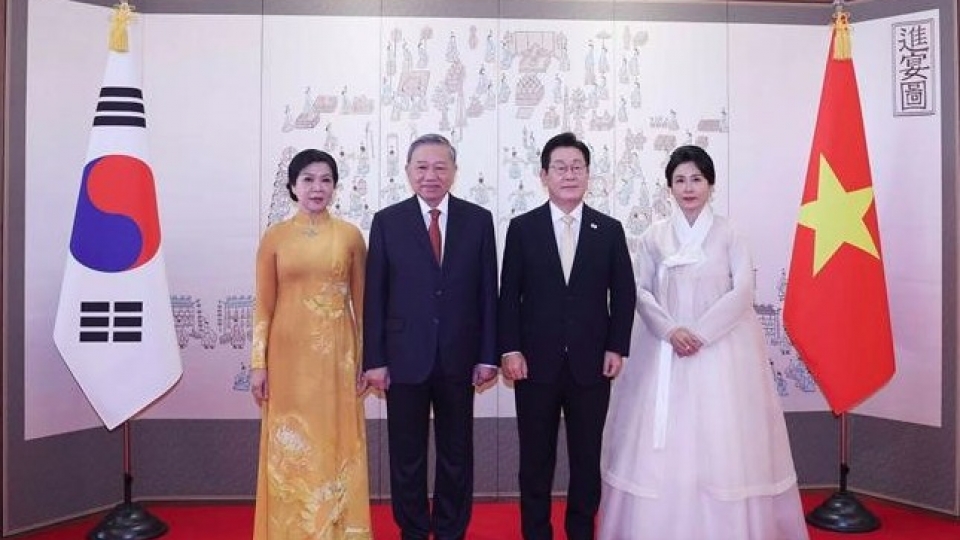 Deputy PM highlights outcomes of Party General Secretary To Lam's state visit to RoK
