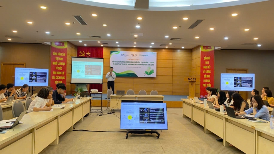 Toàn cảnh hội thảo.jpg