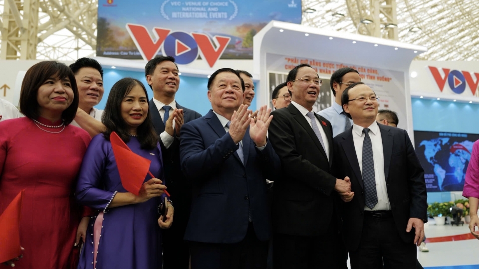 Trien lam 3.jpg