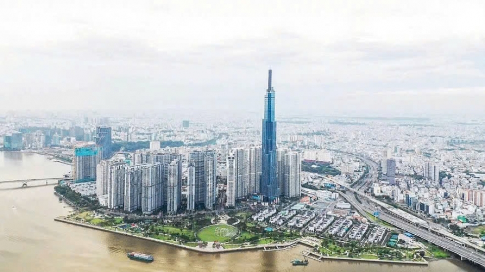 doc lap tu do dat nuoc vuon minh.jpg