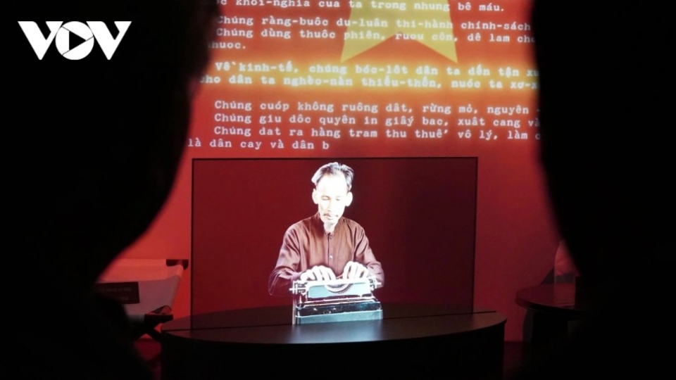 Exhibition recreates President Ho Chi Minh’s drafting of Declaration of Independence