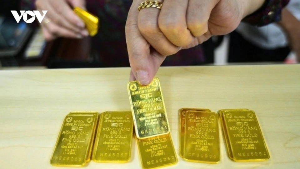 gold bars.jpg
