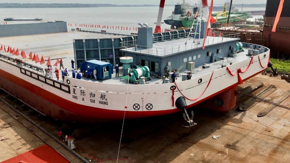 ha thuy tau thu hoi ten lua day Trung Quoc, tau Trung Quoc -i-Space.jpeg