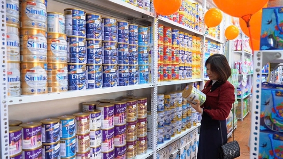 Ministry to issue strict standards for imported milk powder
