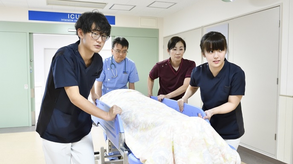 so_ca_cap_cuu_do_soc_nhiet_tai_nhat_ban_lien_tuc_lap_nhung_ky_luc_moi_anh_jiji_press_20250824082502.jpeg